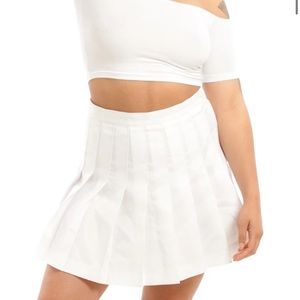White Pleated tennis skirt